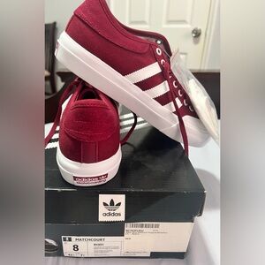 Adidas Match court - skateboarding - brand new size 8